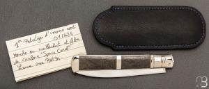   Couteau " 1er prototype d'Issoire serti " pliant fait main par Bastien Toubhans - Fibre de carbone et RWL34