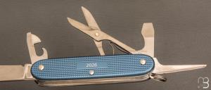    Couteau suisse Victorinox " Pioneer X Alox Édition Limitée 2026 - Glacial Blue " 0.8231.L26